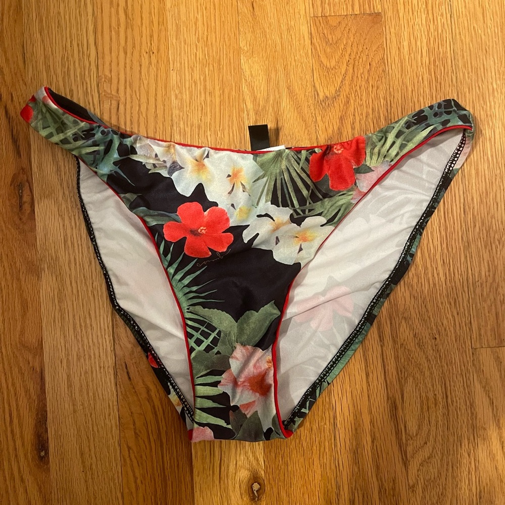 Guess Hawaiian Floral Bikini Bottom Size Medium